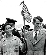 Sherpa Tenzing Norgay (left) and Sir Edmund Hillary