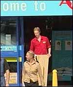Argos worker