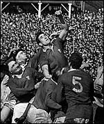 Thomas says professionalism has ruined Welsh rugby