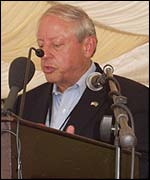 Merck CEO Raymond Gilmartin