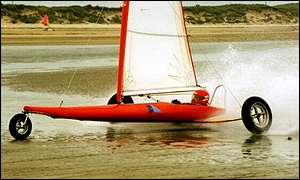 Sand yacht