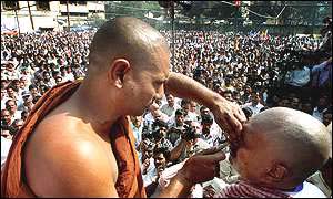 Buddhists at a conversion rally