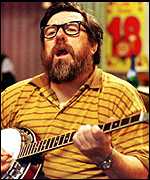 Ricky Tomlinson as Jim Royle