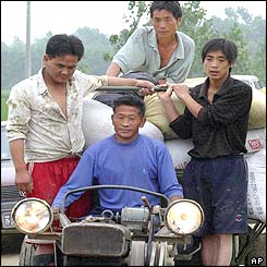 Residents being evacuated from Xuyi, Jiangsu province