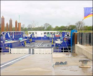 Barge