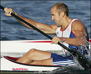 Tim Brabants finishes fifth in the K1 race