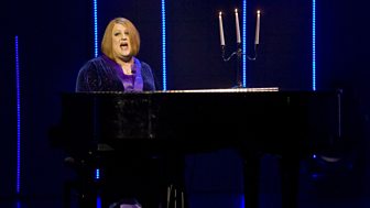 Geraldine McQueen - The Winners Song (YouTube)