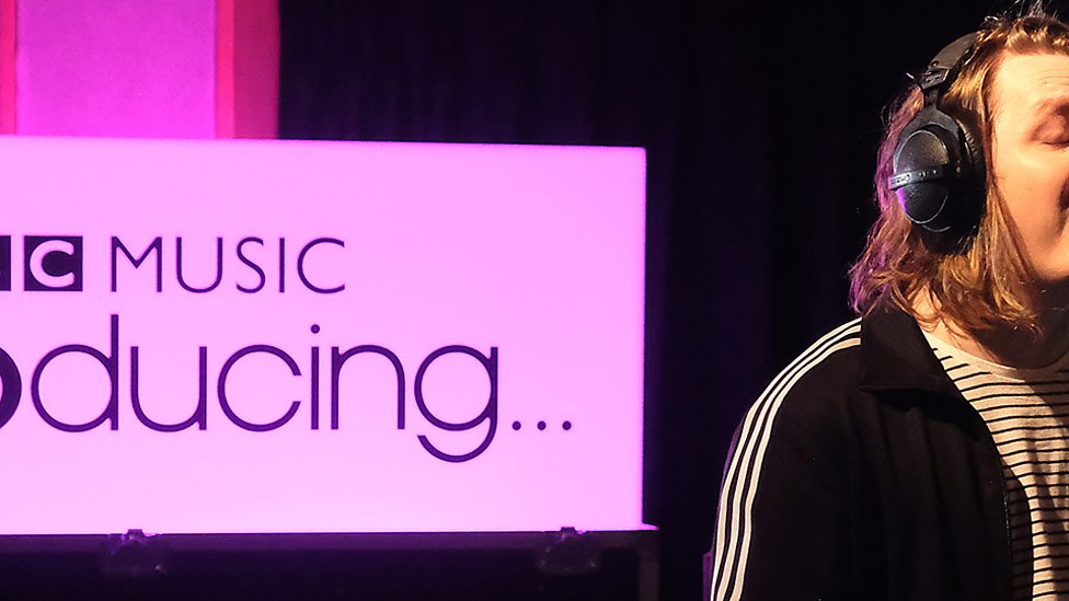 WATCH // Lewis Capaldi in session for BBC Music Introducing
