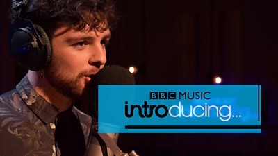 WATCH // Tom Grennan in session for BBC Introducing