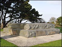 Saumarez memorial base