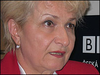 Milada Emmerová ve studiu BBC