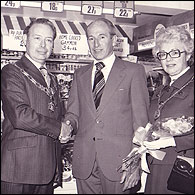 Theo Johnson (centre) with the Mayor and Mayoress