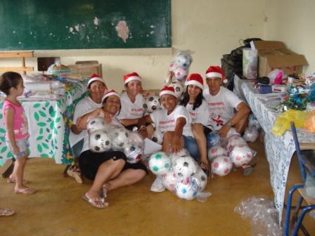 my sister and brother in law in the right side