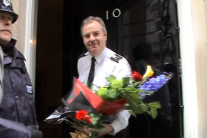 Isam says thank you on the day Saddam's statue is pulled down