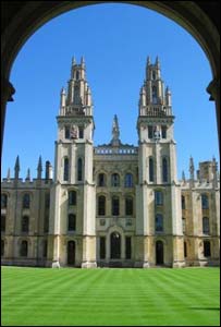 牛津大学万灵学院(Oxford University - All Souls College)