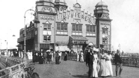 Pafiliwn Pier Bae Colwyn yn y 1900au