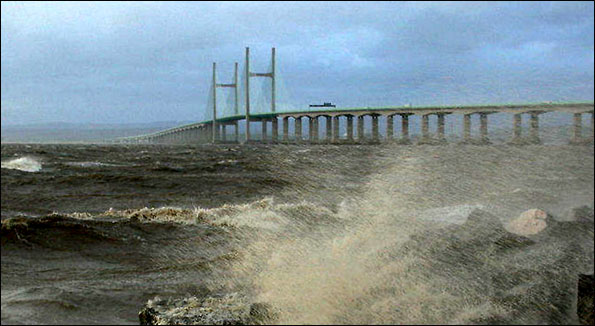 An autumn gale blowing through the Mouth of the Severn (Photo: Paul Bowerman)