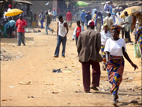 The main street in Gitata