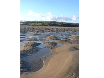 Traeth Lligwy gan Rhys Thomas