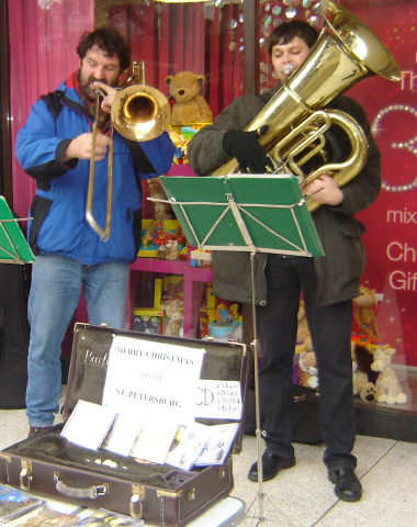 Russian buskers in Edinburgh
