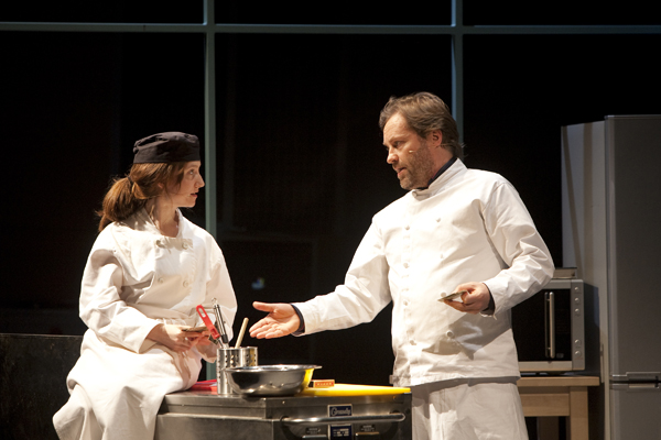 Jack (Ardal O'Hanlon) and Penny (Susan Harrison) debating the merits of frozen omelettes