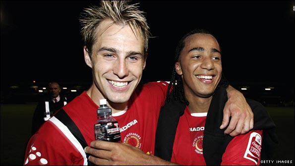 Luke Varney and Nicky Maynard celebrate a Crewe win in 2006