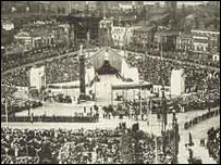 The opening of Queensway Tunnel