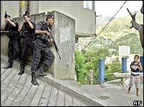 Policiais militares no Rio de Janeiro