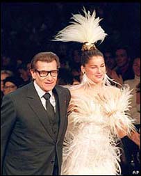 ईव्ज़ सें लरॉ