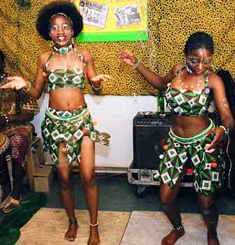 The 'Godesses of Zambinka' dancing, photo © Helen Burrows