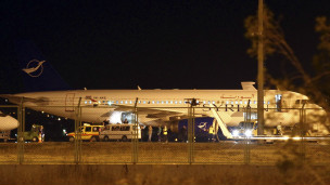 Máy bay Syria bị phía Thổ Nhĩ Kỳ khám xét 