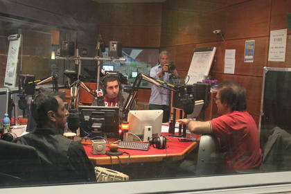 Deepak Kazanchi & Kuljit Bhamra Live on Bhangra Breakdown