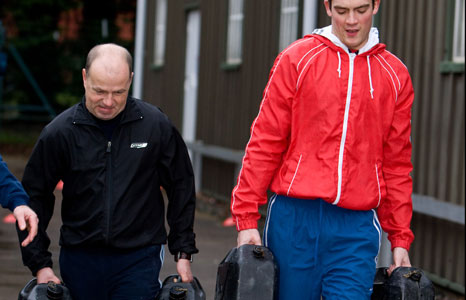 Mark Hutchings v Glyn Wise in the Jerry Can carry