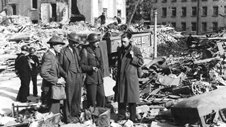 Effeithiau'r Blitz 