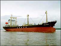 Tàu ở Việt Nam