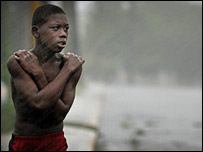 Jamaikalı bir çocuk korku içinde