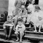 Herr und Frau Ernst Wiechert with Gerhard, Baba, Klaus Meinhardt, Atti, Maria, Doris Meinhardt, probably 1934