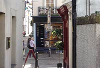 Tuag at Y Stryd Fawr o gyfeiriad 'Stryd Star Bach' a Stryd Twll yn y Wal yn y cefndir