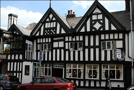 Roebuck Hotel in Leek