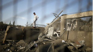 القصف مستمر على غزة