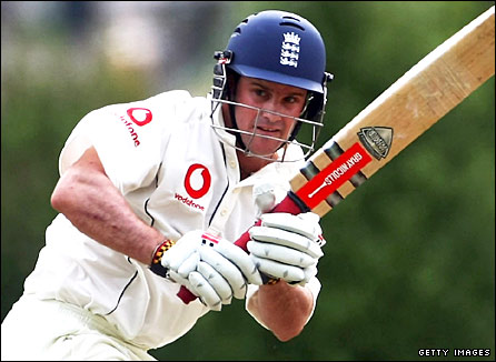 Andrew Strauss in action in Dunedin