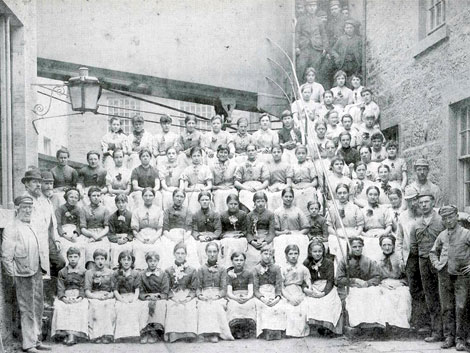 Workers at Corsar's Mill