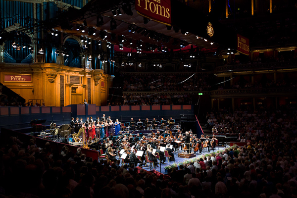 The BBC SSO on stage at the Royal Albert Hall