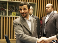 احمدی نژاد در نشست خبری