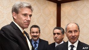 استیونز و مصطفی جلیل رئیس شورای انتقالی