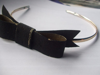 Gold/leather bow hairband