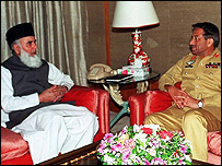 سابق صدر رفیق تارڑ اور جنرل پرویز مشرف 