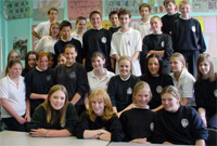 Disgyblion Blwyddyn 9 Ysgol David Hughes