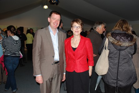 Bryn a Marian yn y derbyniad i enillwyr Tlws John a Ceridwen Hughes