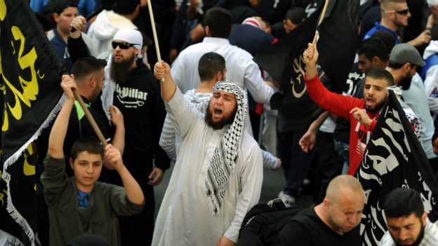 متظاهرون في استراليا